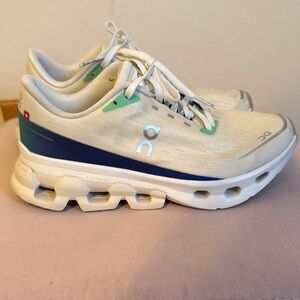 On Cloud Spark Running Shoe